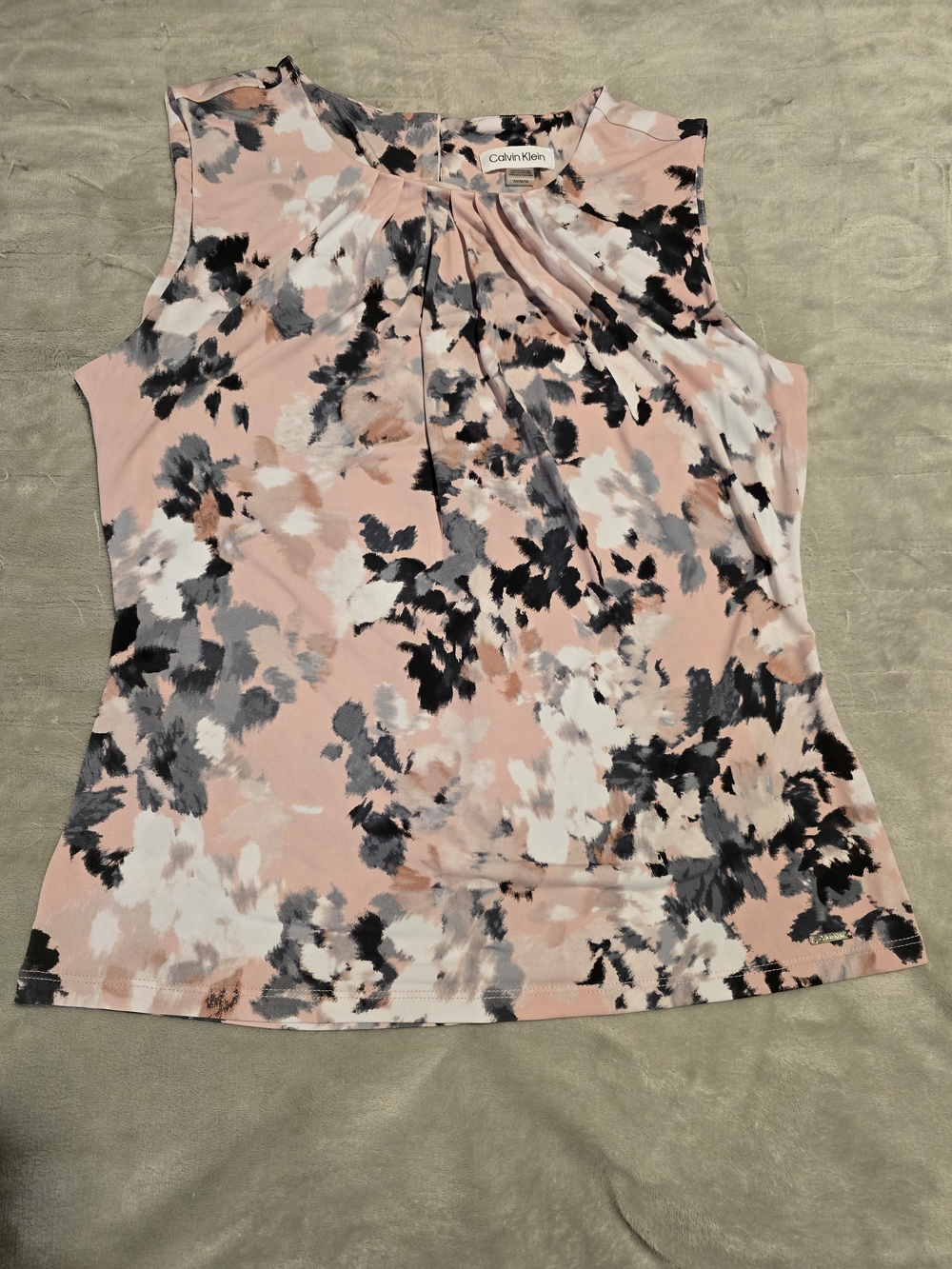 Calvin Klein Women’s Floral Pleated Neck Sleeveless Blouse Shell - Pink / Grey M